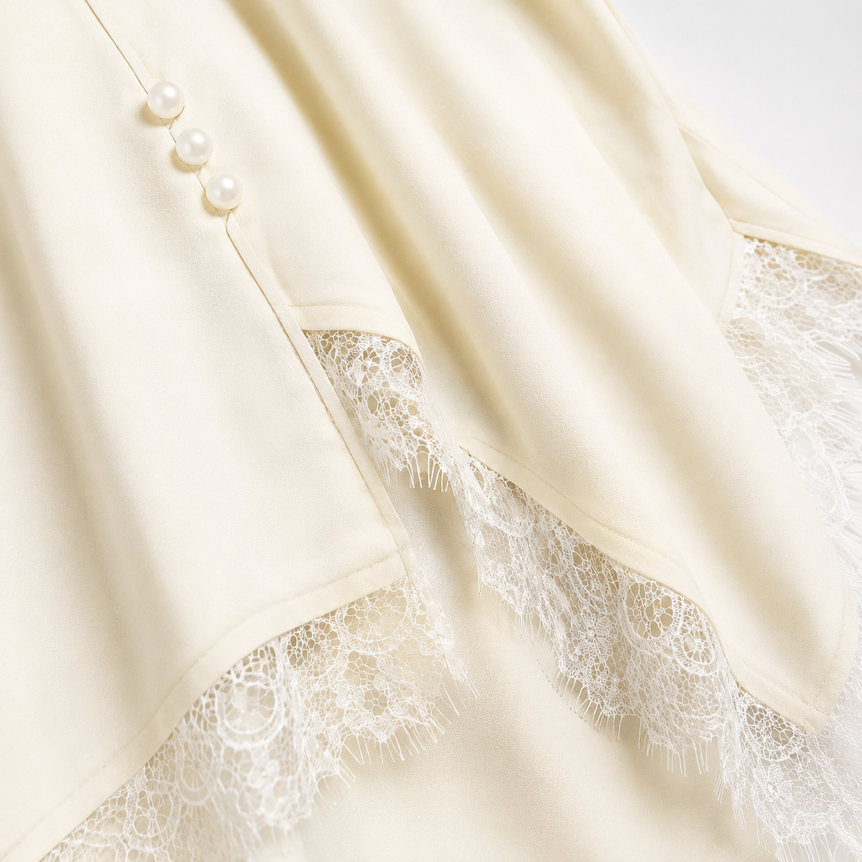 Sleeveless Lace Trim Shirt 11523