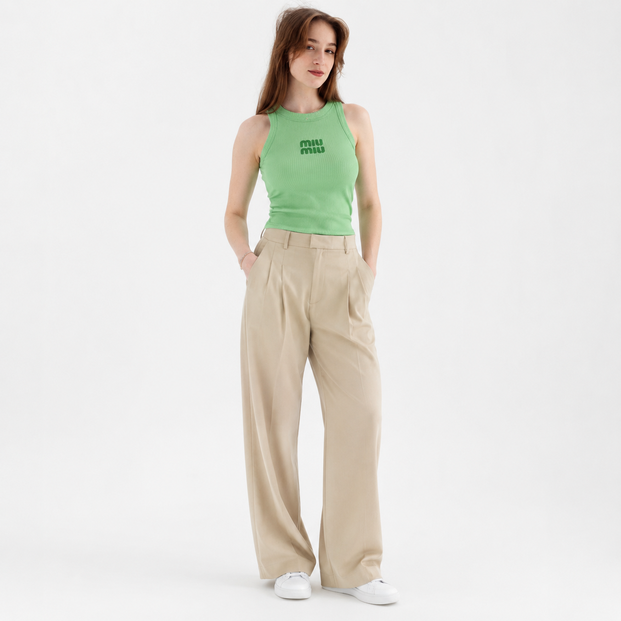 MIU Top 11022