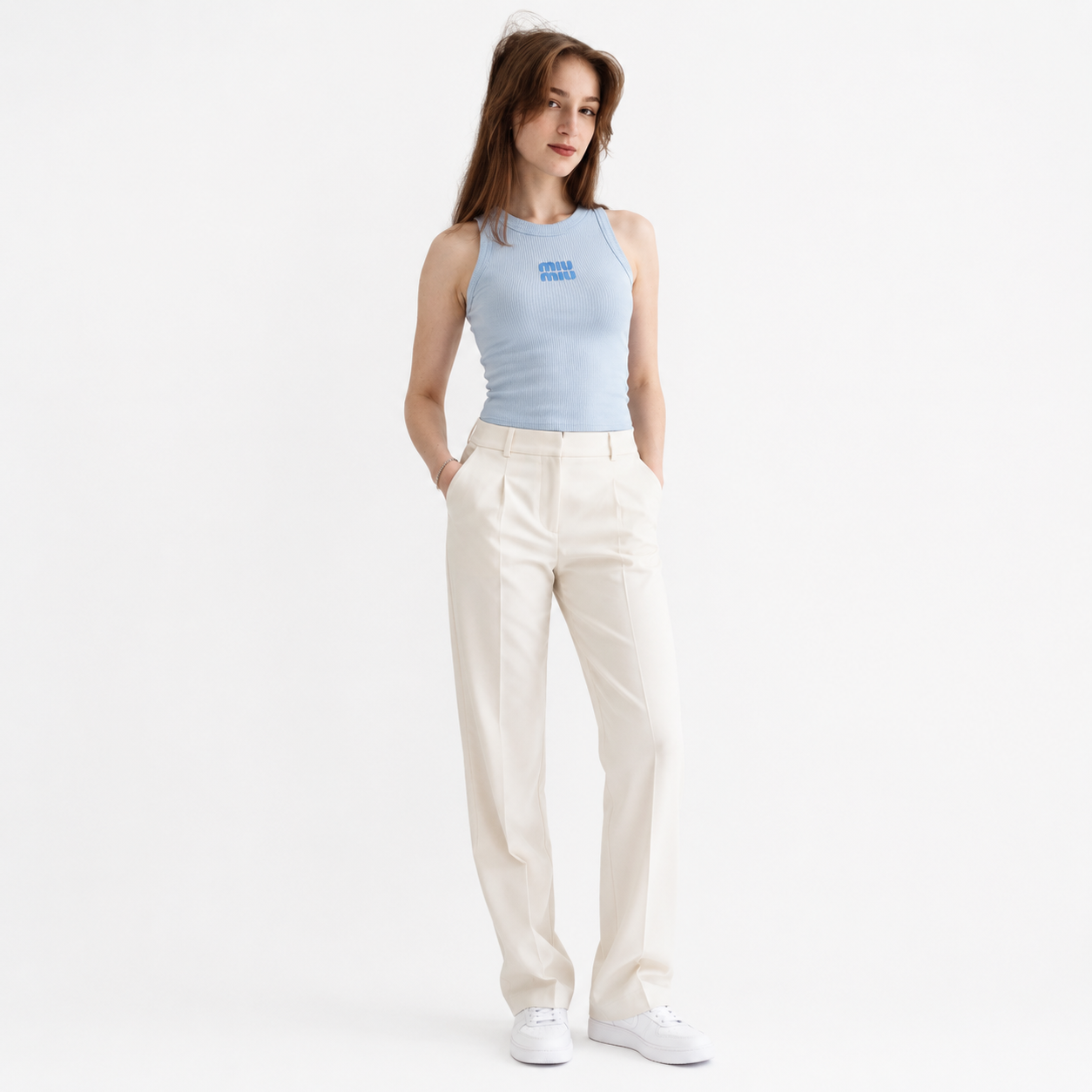 MIU Top 11022