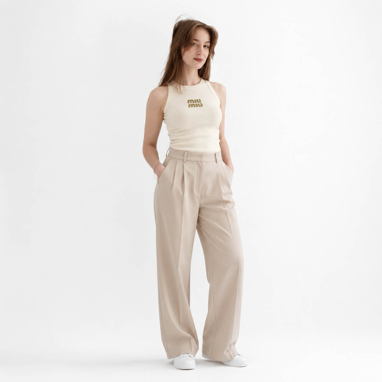 MIU Top 11022